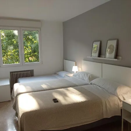 Conde De Vallellano Apartamento *