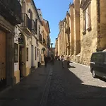 Апартаменты Conde De Vallellano *